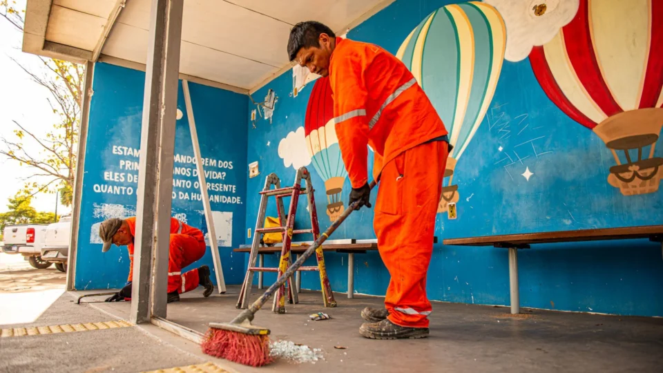 Boa Vista registra 47 furtos de centrais de ar em paradas de ônibus da capital
