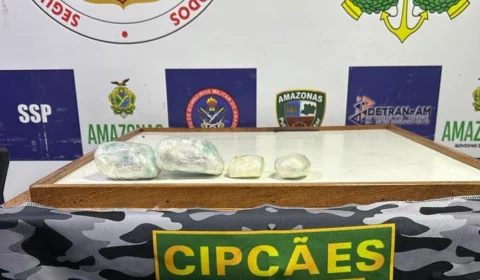 Drogas são detidas dentro de fraldas descartáveis em barco no AM