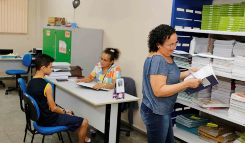 Amazonas começa seleção para 604 novos diretores escolares