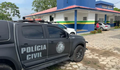 Homem é preso após esfaquear companheira no pescoço em Coari-AM