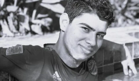 TRAGÉDIA: jovem morre degolado por linha chilena em Rio Branco