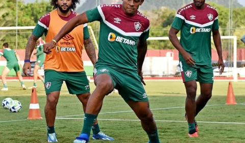 Fluminense busca vitória no jogo contra Goiás para recuperar confiança