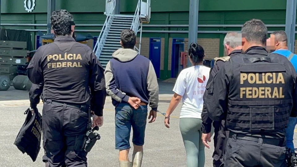 Forças Armadas prendem dois garimpeiros na Terra Yanomami em RR