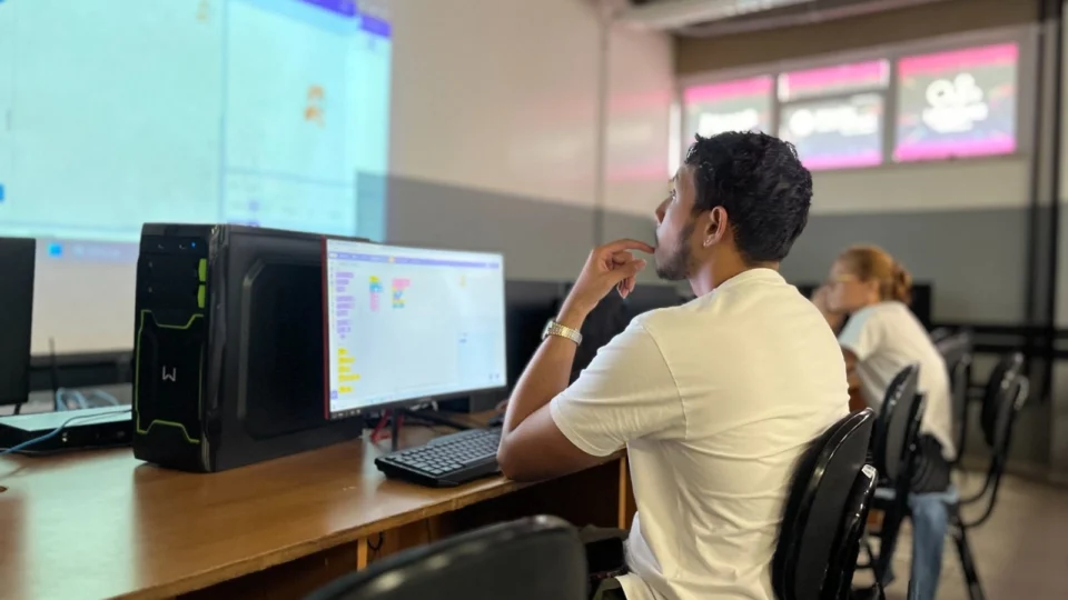 Lista de selecionados para curso de programação básica é divulgada em Manaus