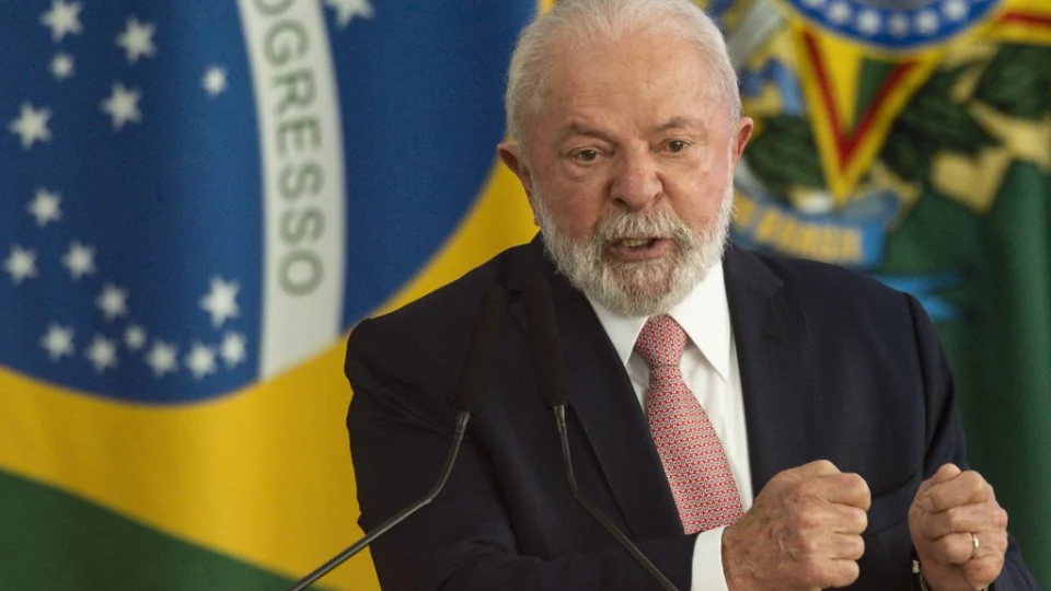 Lula recebe alta médica e já está no Palácio da Alvorada