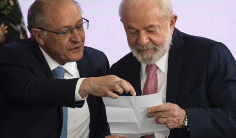 TSE começa a julgar ações contra Lula e Alckmin por abuso de poder político