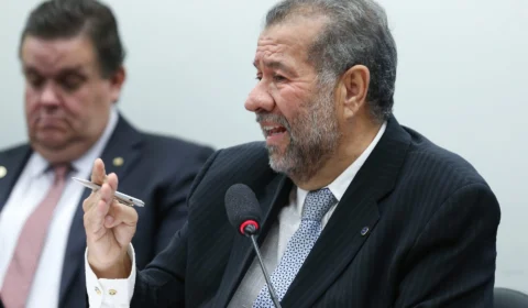 Ministro Carlos Lupi é ouvido em Comissão de Assuntos Sociais nesta terça (24)