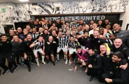 Newcastle goleia PSG e conquista liderança da Champions League
