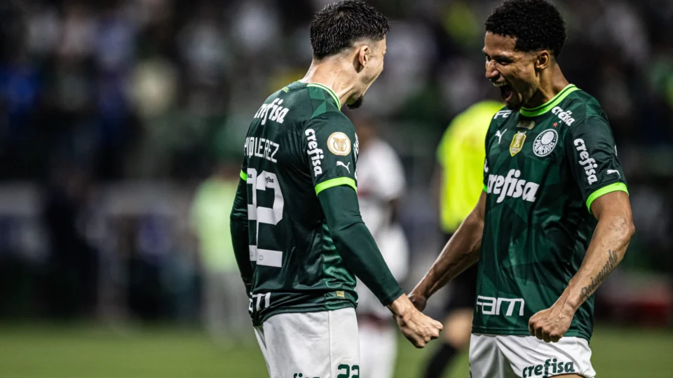 Palmeiras vence São Paulo de goleada e quebra sequência de derrotas
