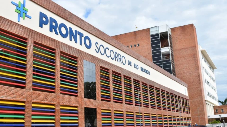 Idoso sofre acidente com faca e deixa vísceras expostas no interior do Acre