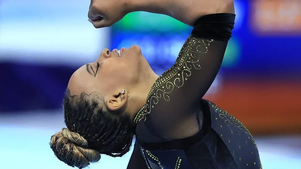Veja quanto Rebeca Andrade ganhou de premiação no Mundial de Ginástica