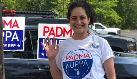 Presidente de sinagoga nos EUA é encontrada morta a facadas próximo de casa