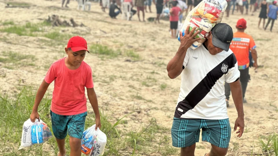 Número de pessoas afetadas com seca nos rios chega a 584 mil no AM