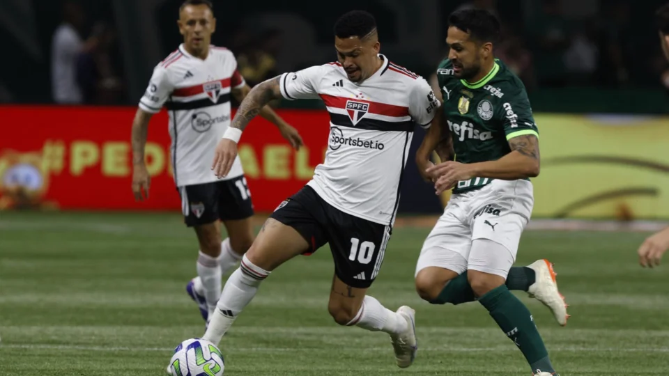 Quatorze times disputam 29ª rodada do Brasileirão nesta quarta, 25