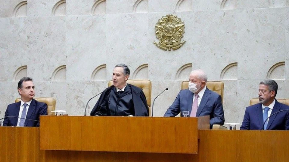 Senado começa a análise de PEC que limita decisões monocráticas na STF