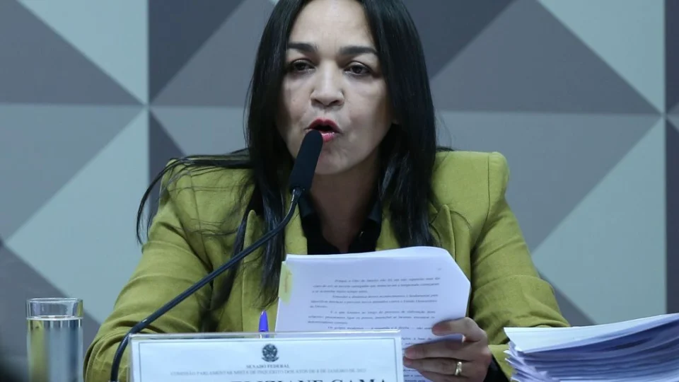 Senadora Eliziane Gama apresentou relatório final da CPMI do 8 de Janeiro