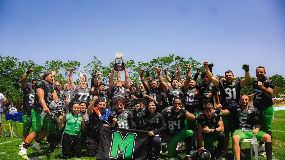 Time amazonense de futebol americano conquista campeonato regional