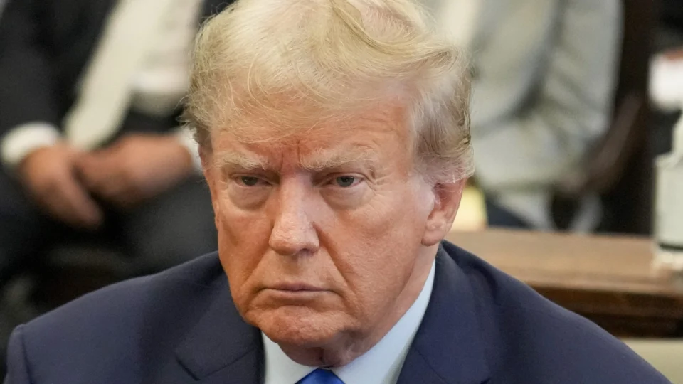 Trump diz que julgamento sobre fraudes imobiliárias é ‘caça às bruxas’