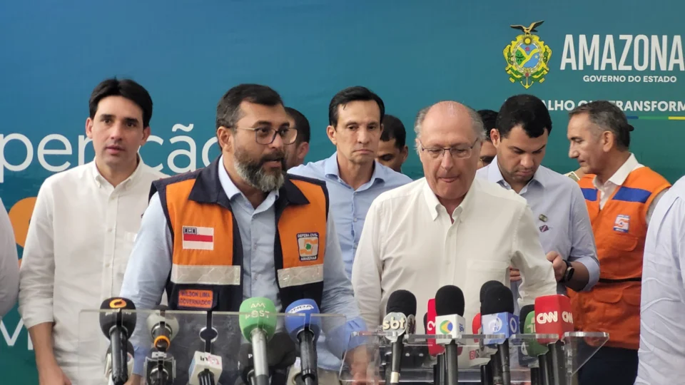 Seca no AM: governo federal antecipa Bolsa Família para famílias afetadas