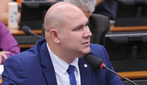 Conselho de Ética arquiva processo contra deputado acusado de transfobia