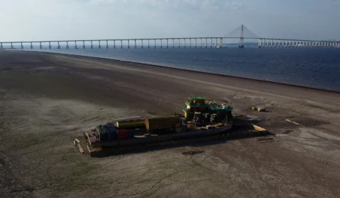 Rio Negro atinge 13,59 metros e Amazonas enfrenta maior seca da história