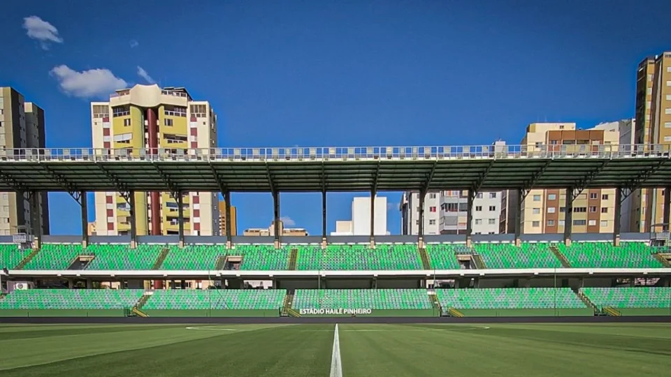 Vasco terá jogo dos ‘desesperados’ contra Goiás no domingo