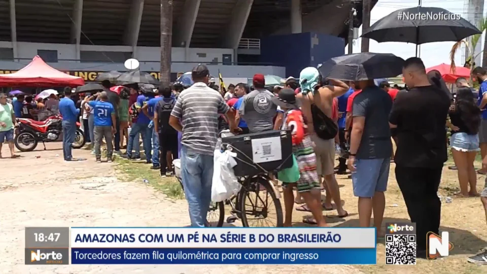 VÍDEOS: torcida faz fila gigante para comprar ingressos de jogo do Amazonas FC