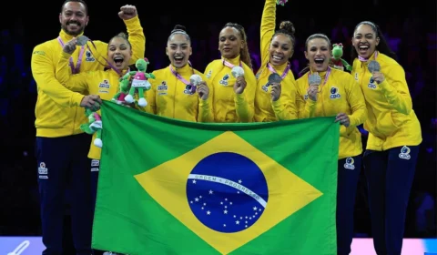 Equipe brasileira feminina é prata em Mundial de Ginástica Artística