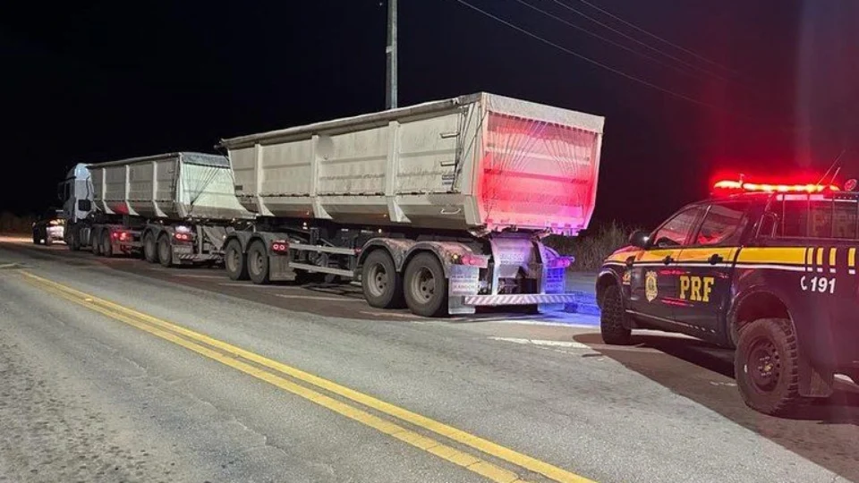 PRF recupera em Roraima carreta roubada em São Paulo