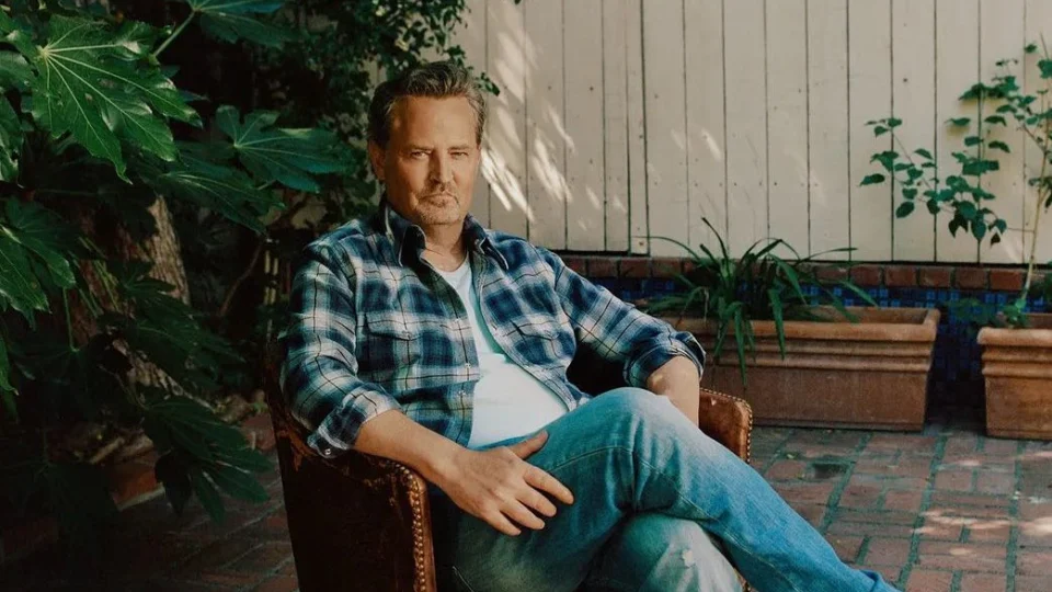 Sem herdeiros, ator Matthew Perry deixa patrimônio milionário; confira