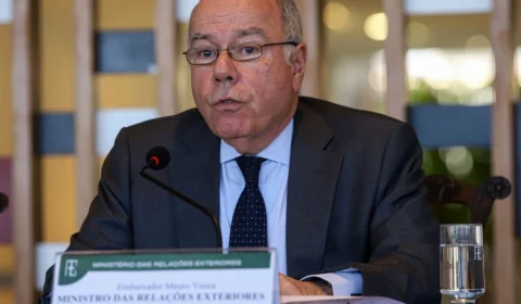 Ministro Mauro Vieira faz balanço sobre cúpula do Cairo e brasileiros em Gaza