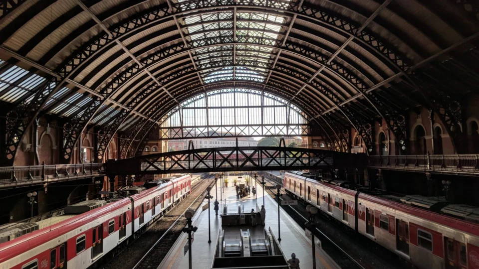Greve em SP: confira situação do metrô e motivo de paralisação