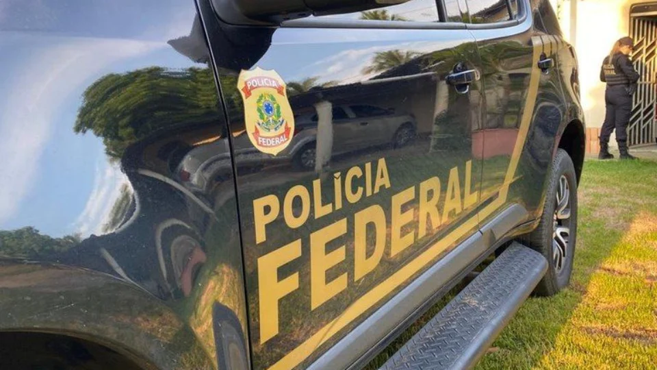 Lesa Pátria: PF cumpre mandados de prisão em SC e MG por atos golpistas de 8/1