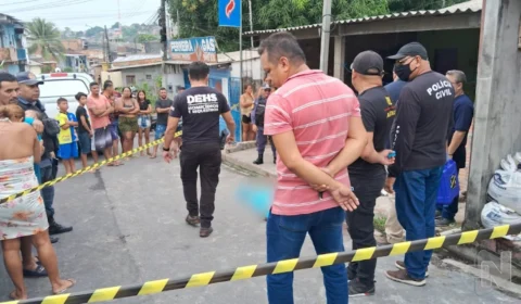 VÍDEO: transexual e adolescente são assassinados a tiros por trio em Manaus