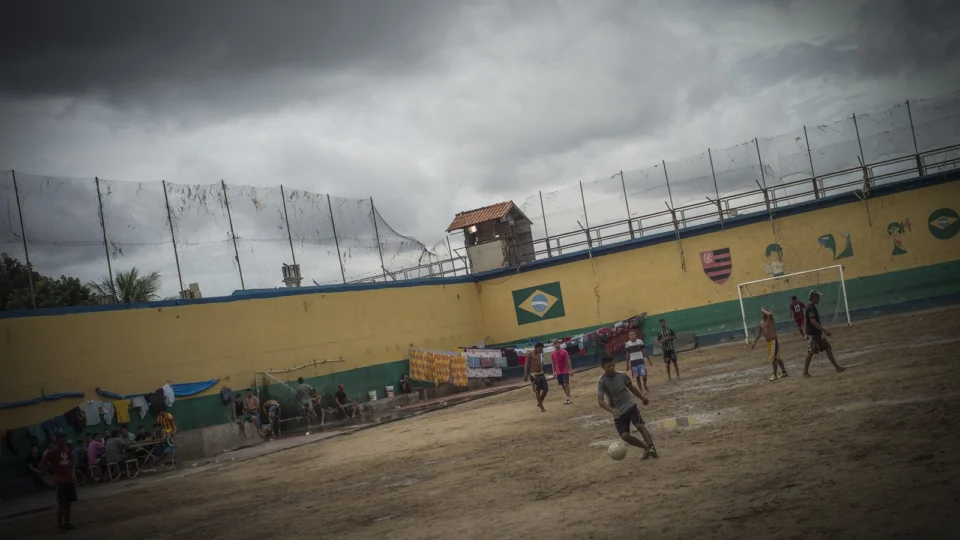 Presos acusados pelo 8 de Janeiro devem ser excluídos do indulto de Lula