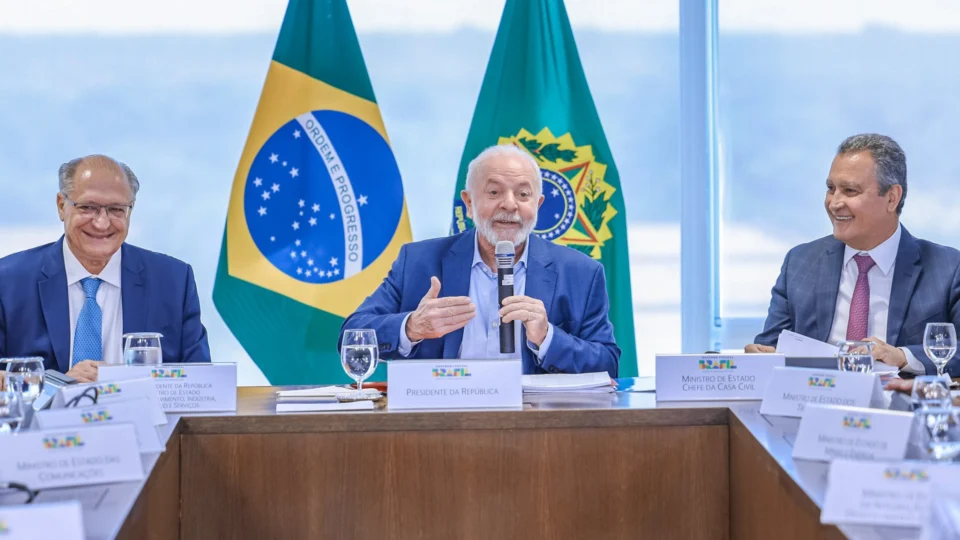 Presidente Lula se reunirá nesta segunda com líderes do Senado