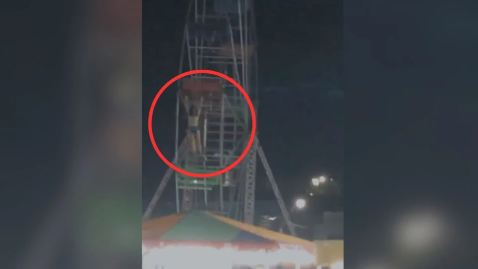 VÍDEO: adolescente despenca de roda gigante em Rio Preto da Eva-AM
