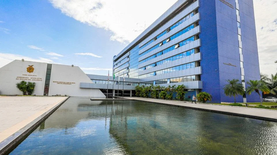 Após empréstimo de R$ 982 milhões, Aleam submete emenda para relatório das despesas