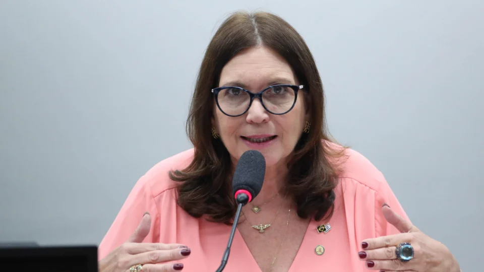 Câmara debate obrigatoriedade de vacina para crianças de 6 meses a 5 anos