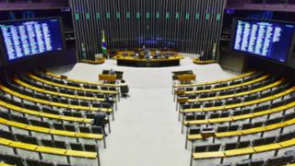 Reforma Tributária: CNI comemora aprovação do texto-base na Câmara