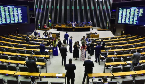 SUS: Câmara aprova fisioterapia para pacientes com câncer de mama