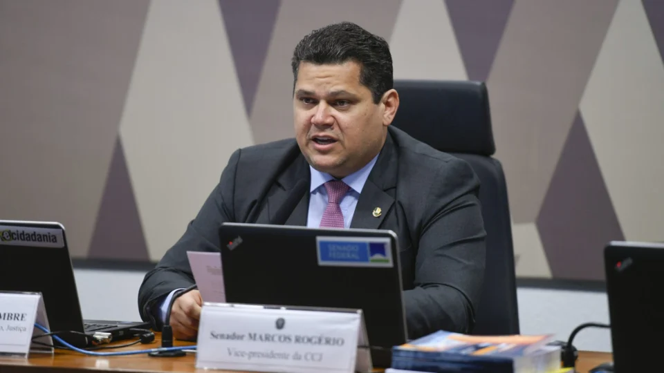 Presidente da CCJ marca para o mesmo dia as sabatinas de Dino e Gonet