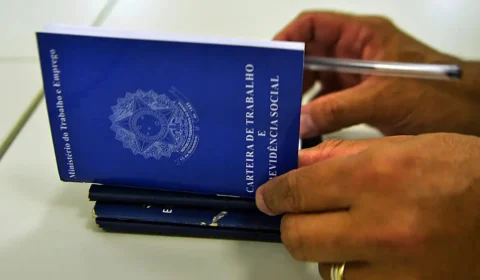 Desemprego recua de forma significativa em apenas três estados, diz IBGE