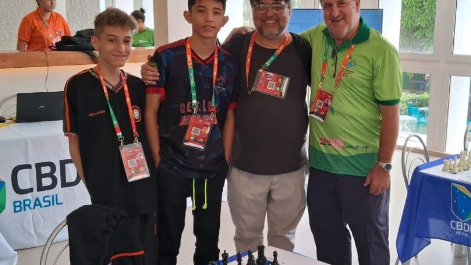 Estudantes do AM conquistam 15 medalhas no JEBs, em Brasília