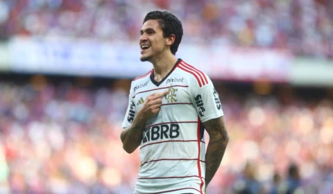 Fora de casa, Flamengo derrota o Fortaleza por 2 a 0 