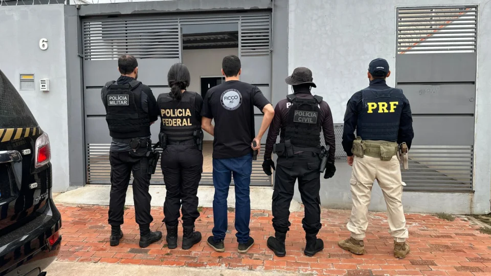 Advogados são investigados por suposta troca de informação a facções no AC