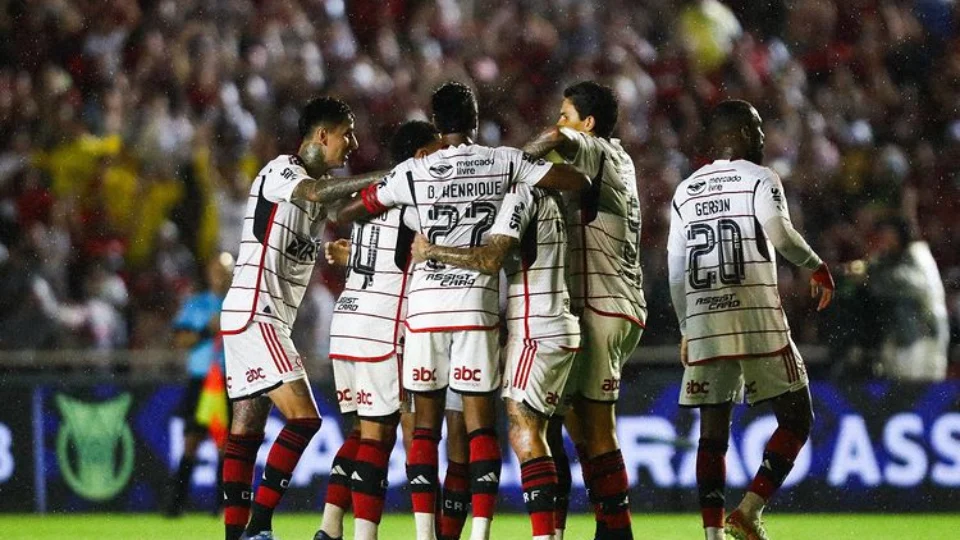 Na briga pelo título brasileiro, Flamengo garante vaga na 8ª Libertadores consecutiva