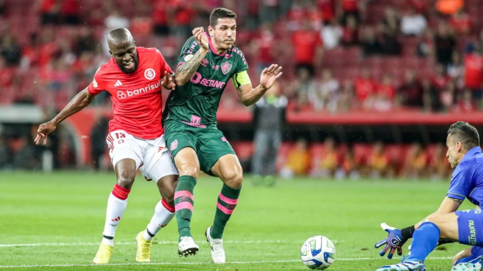 Fluminense segura empate com o Inter em reencontro da Libertadores