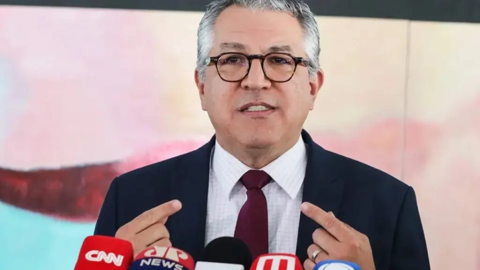 Déficit zero: governo federal diz que não deve alterar meta fiscal para 2024 