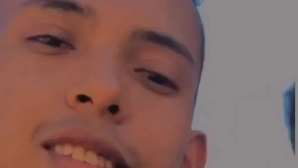 Jovem morre afogado após pular no lago de Palmas no TO